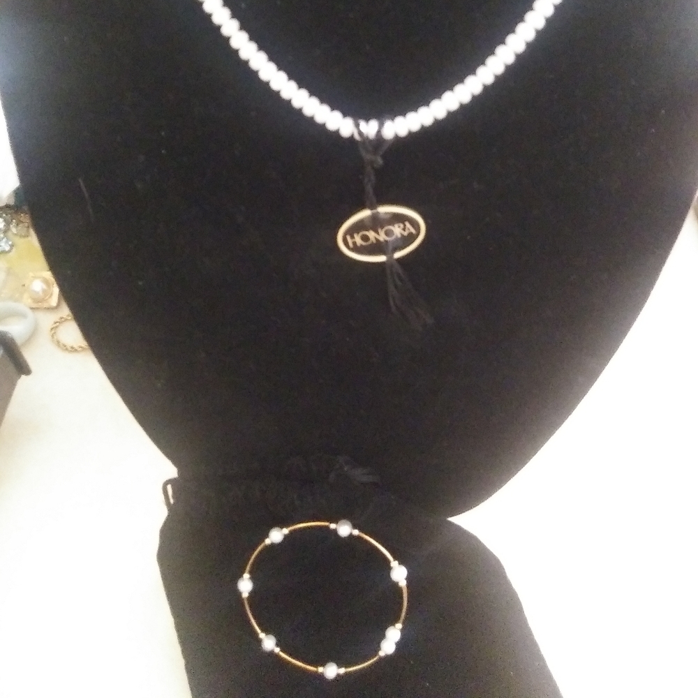 Honora 3mm Pearl necklace 17 in. NWT 14k